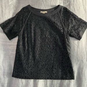 Banana Republic size Medium lined raglan lace black top
